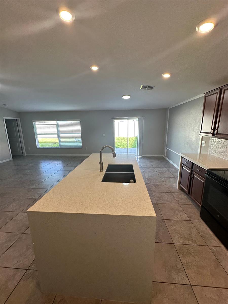 903 ZONE TAILED HAWK PL, RUSKIN, FL, 33570
