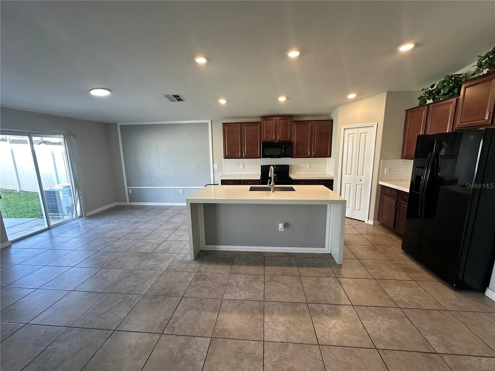 903 ZONE TAILED HAWK PL, RUSKIN, FL, 33570