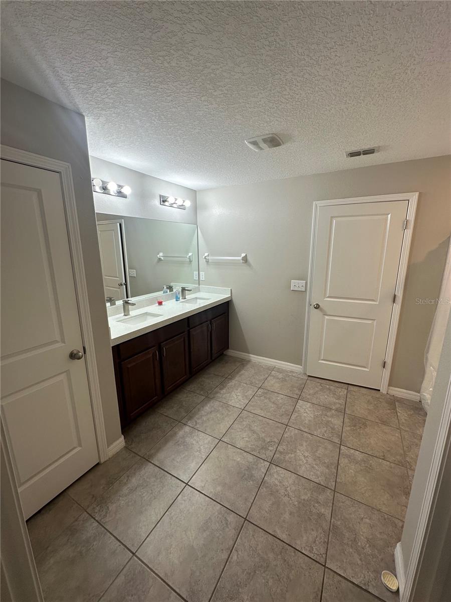 903 ZONE TAILED HAWK PL, RUSKIN, FL, 33570