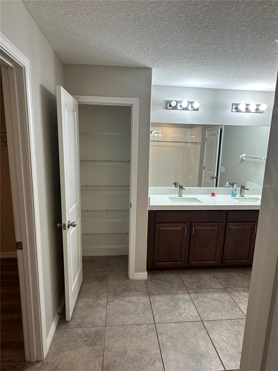 903 ZONE TAILED HAWK PL, RUSKIN, FL, 33570