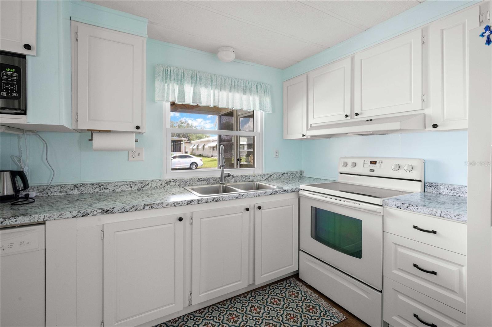 36650 DINA DR, ZEPHYRHILLS, FL, 33542