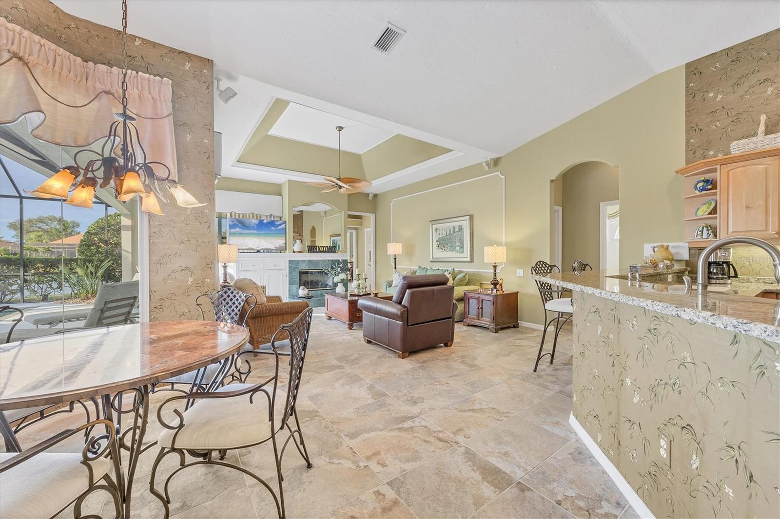 7039 STANHOPE PL, UNIVERSITY PARK, FL, 34201