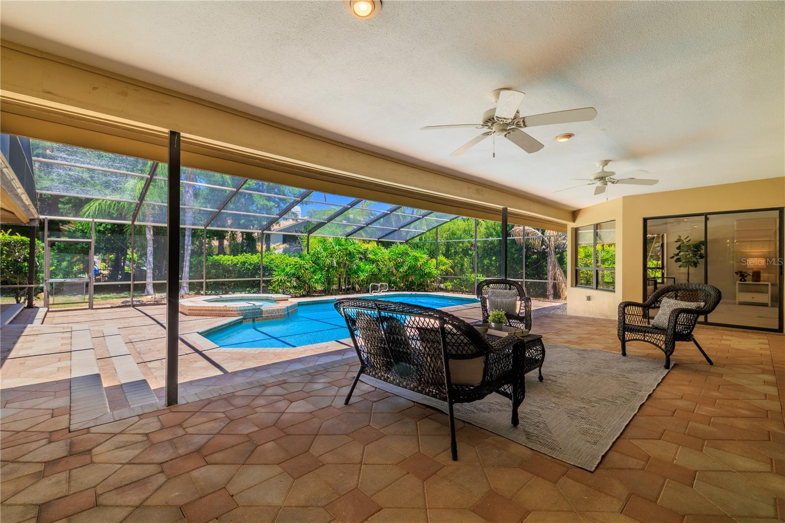 1611 HAMPTON LN, SAFETY HARBOR, FL, 34695