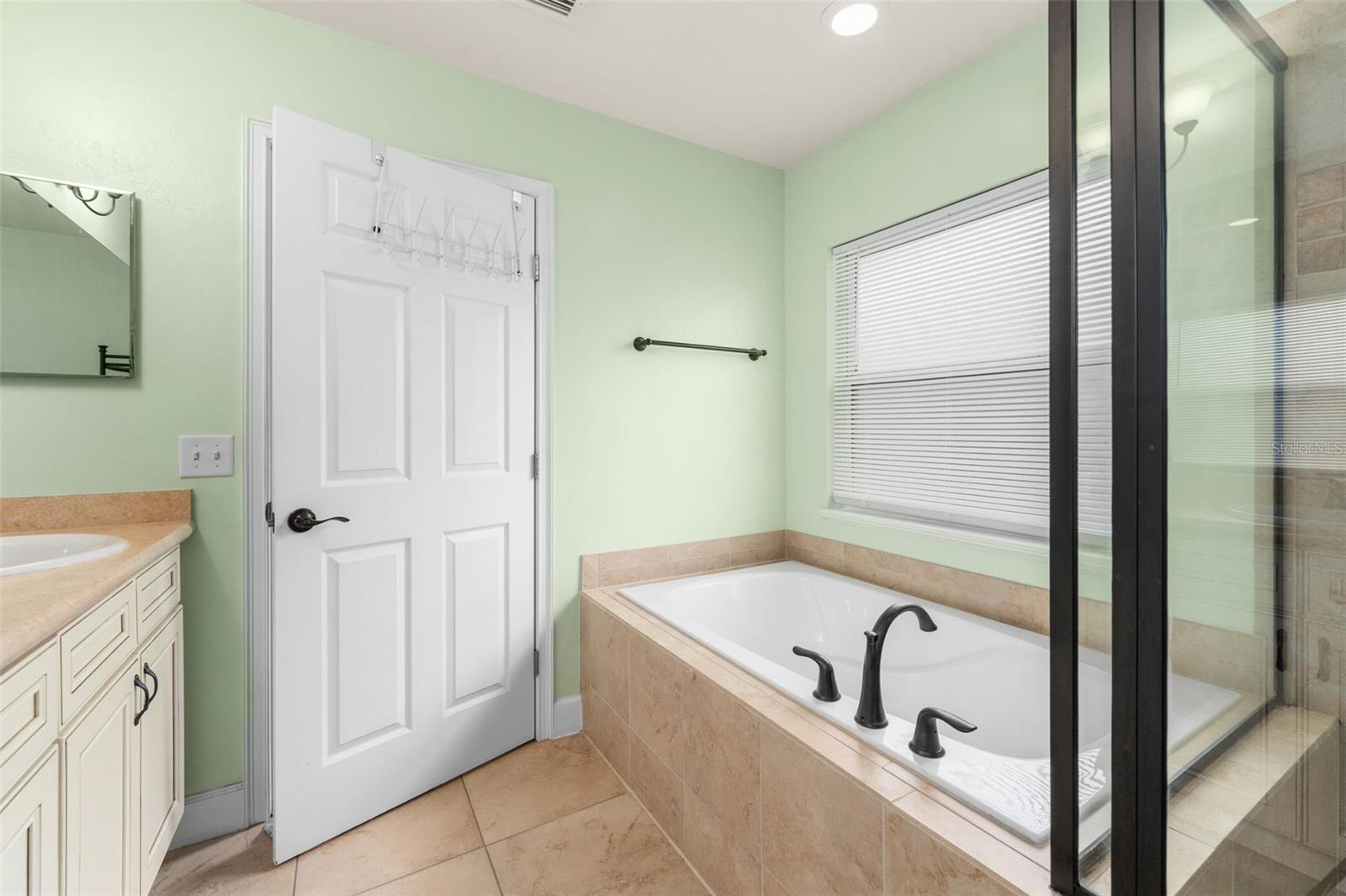 12215 NW 162ND DR, ALACHUA, FL, 32615