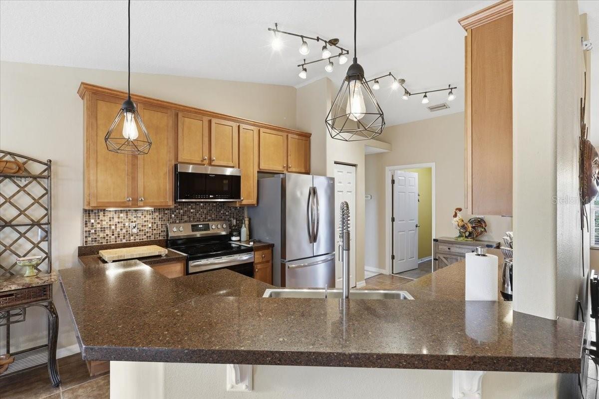 5 ZORLOU CT, PALM COAST, FL, 32164