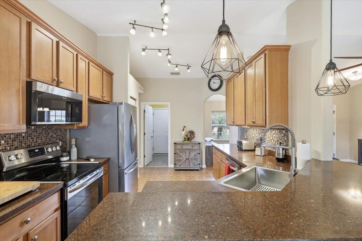 5 ZORLOU CT, PALM COAST, FL, 32164