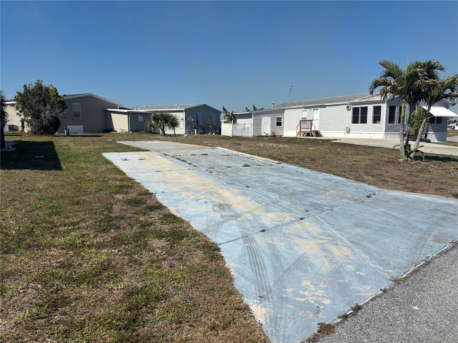 7591 RATAN CIR, PORT CHARLOTTE, FL, 33981