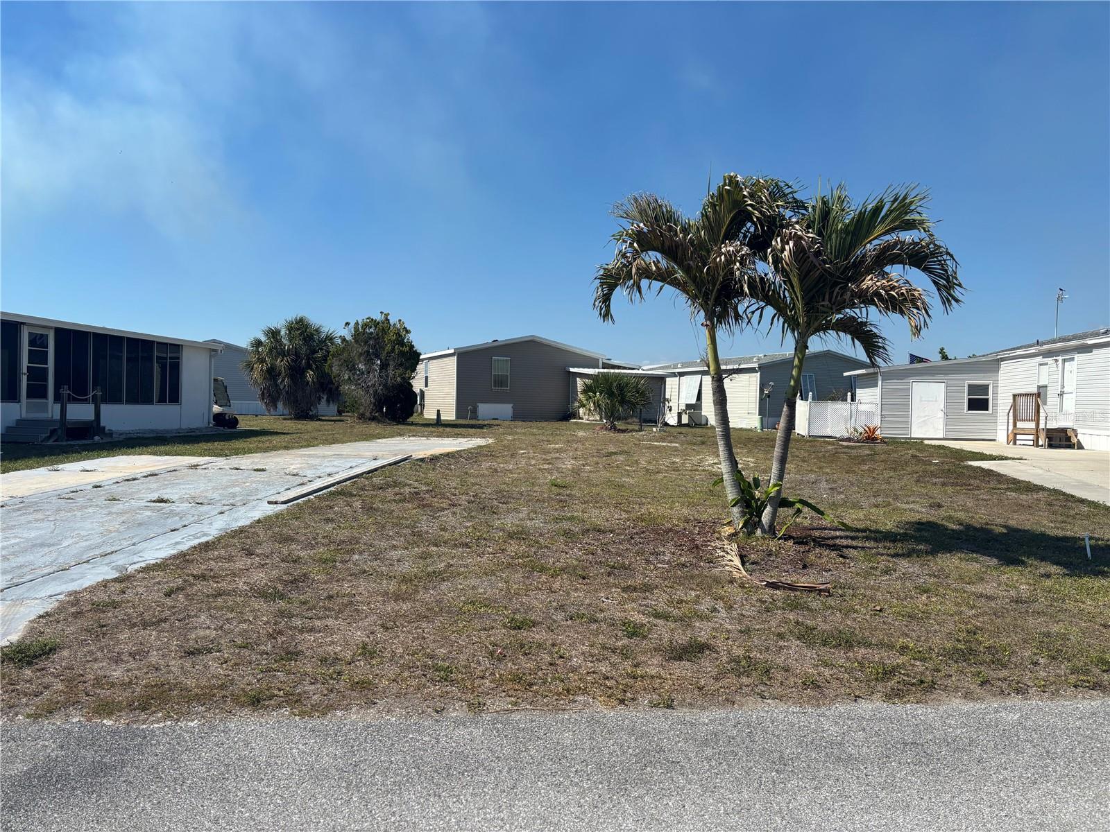 7591 RATAN CIR, PORT CHARLOTTE, FL, 33981