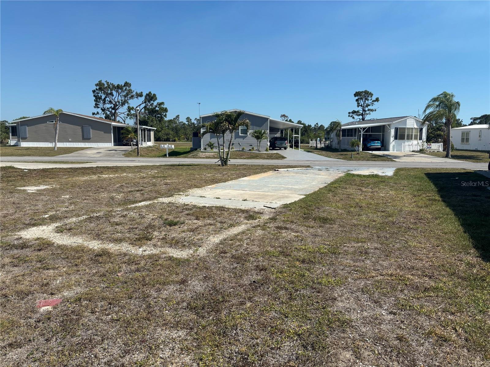 7591 RATAN CIR, PORT CHARLOTTE, FL, 33981