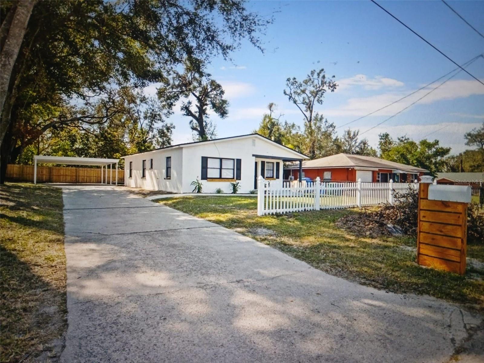 803 N CASTLE CT, TAMPA, FL, 33612