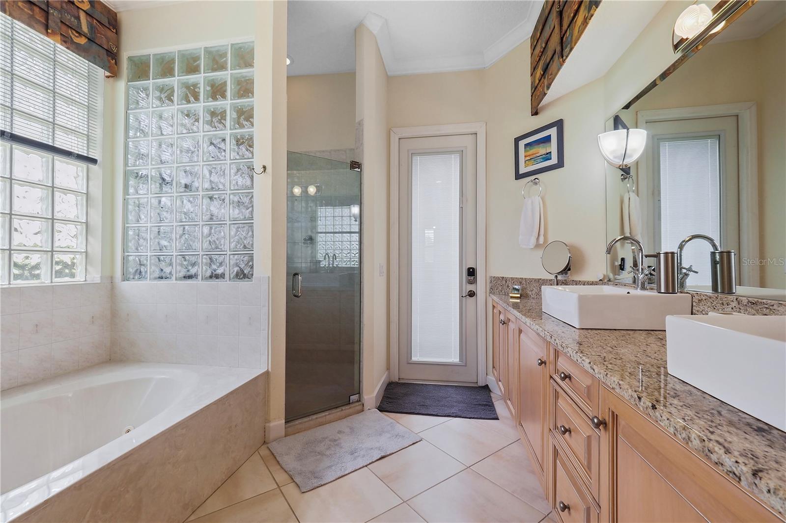 4541 MURCIA BLVD #11, SARASOTA, FL, 34238