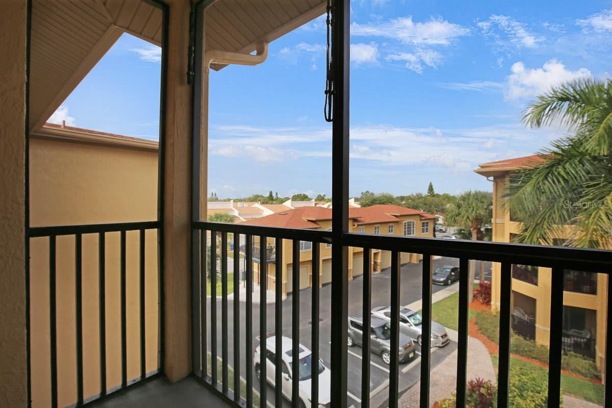 4311 BAYSIDE VILLAGE DR #303, TAMPA, FL, 33615