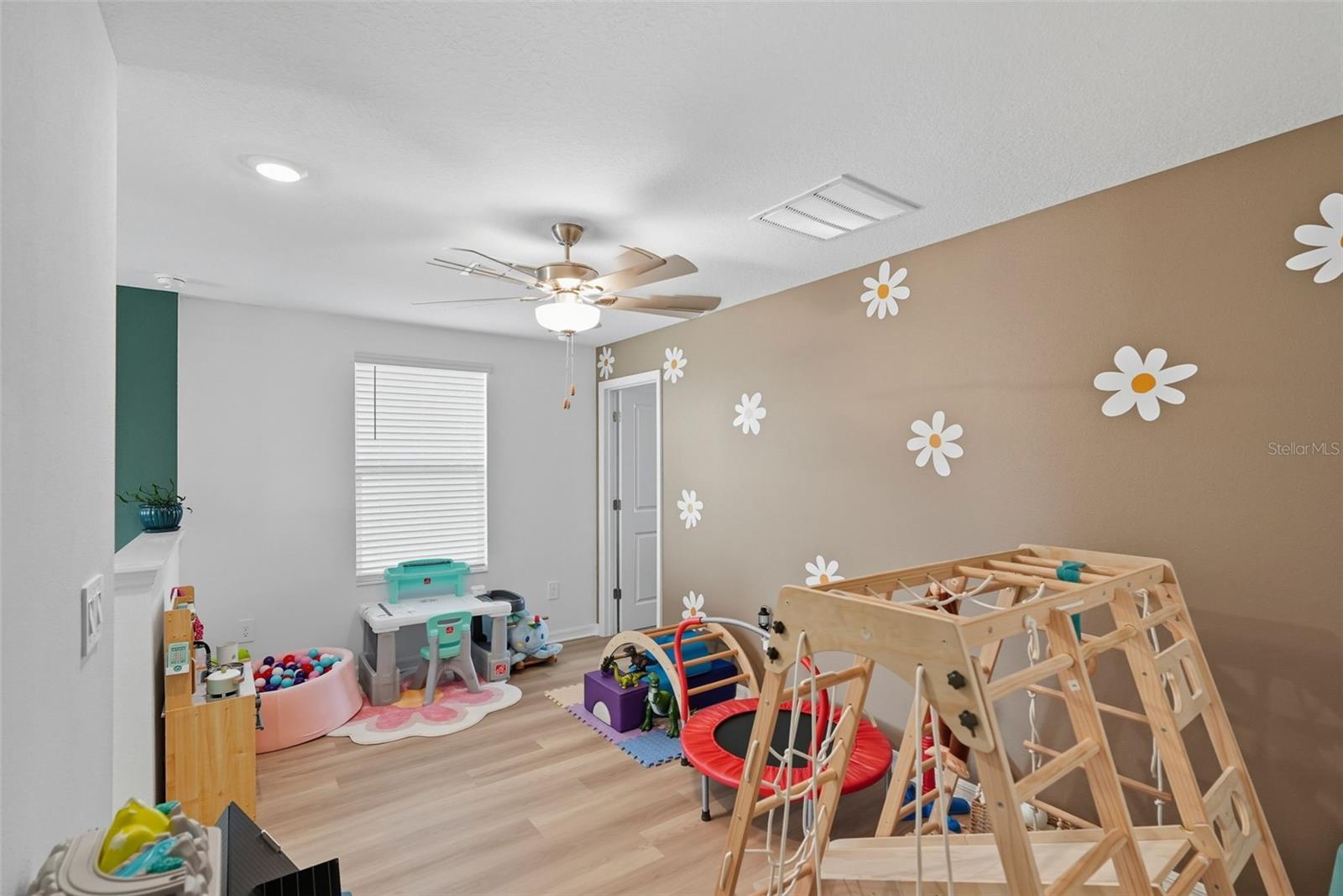 22289 NEBULA WAY, LAND O LAKES, FL, 34637