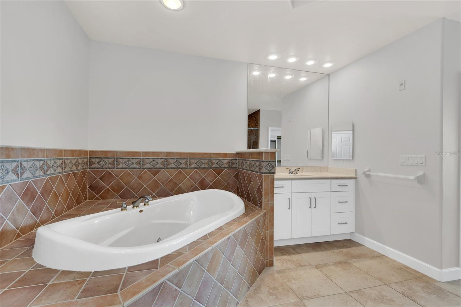 8755 THE ESPLANADE #120, ORLANDO, FL, 32836