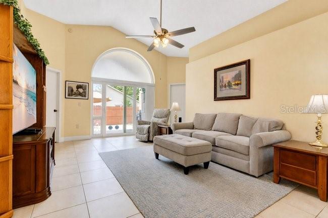 78 KNIGHTS HOLLOW DR, APOPKA, FL, 32712