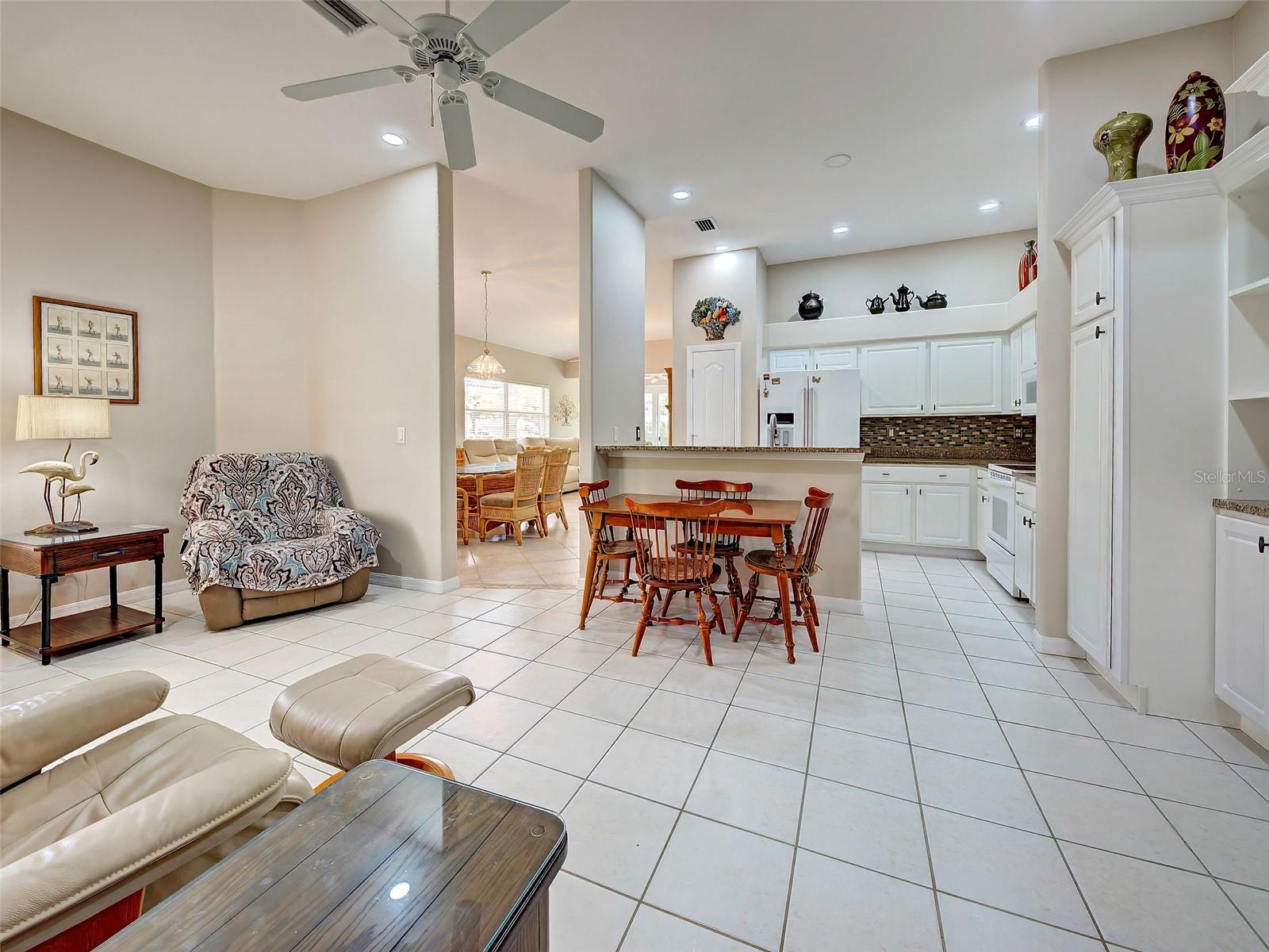 249 VISTA DEL LAGO WAY, VENICE, FL, 34292