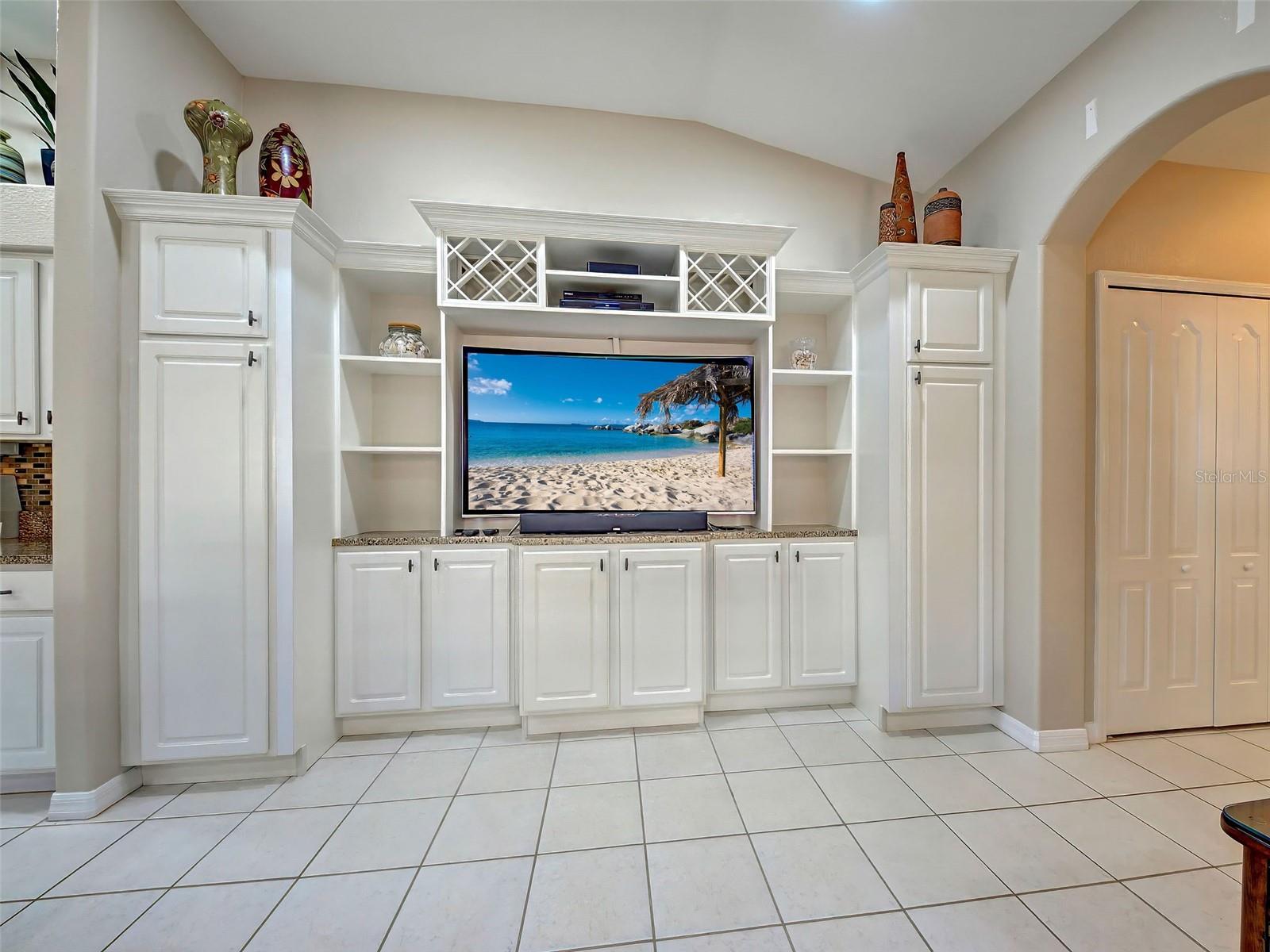 249 VISTA DEL LAGO WAY, VENICE, FL, 34292