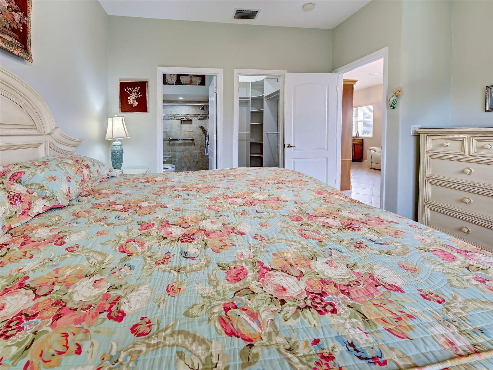 249 VISTA DEL LAGO WAY, VENICE, FL, 34292