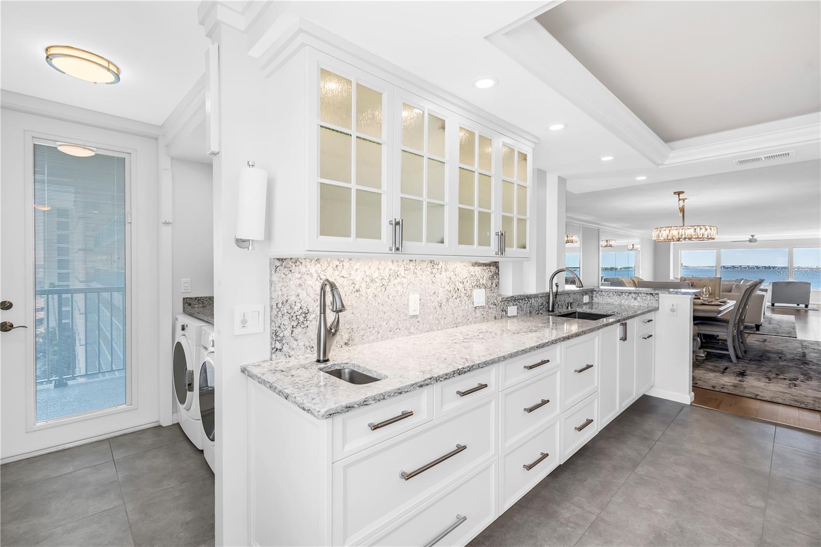 6020 SHORE BLVD S #712, GULFPORT, FL, 33707