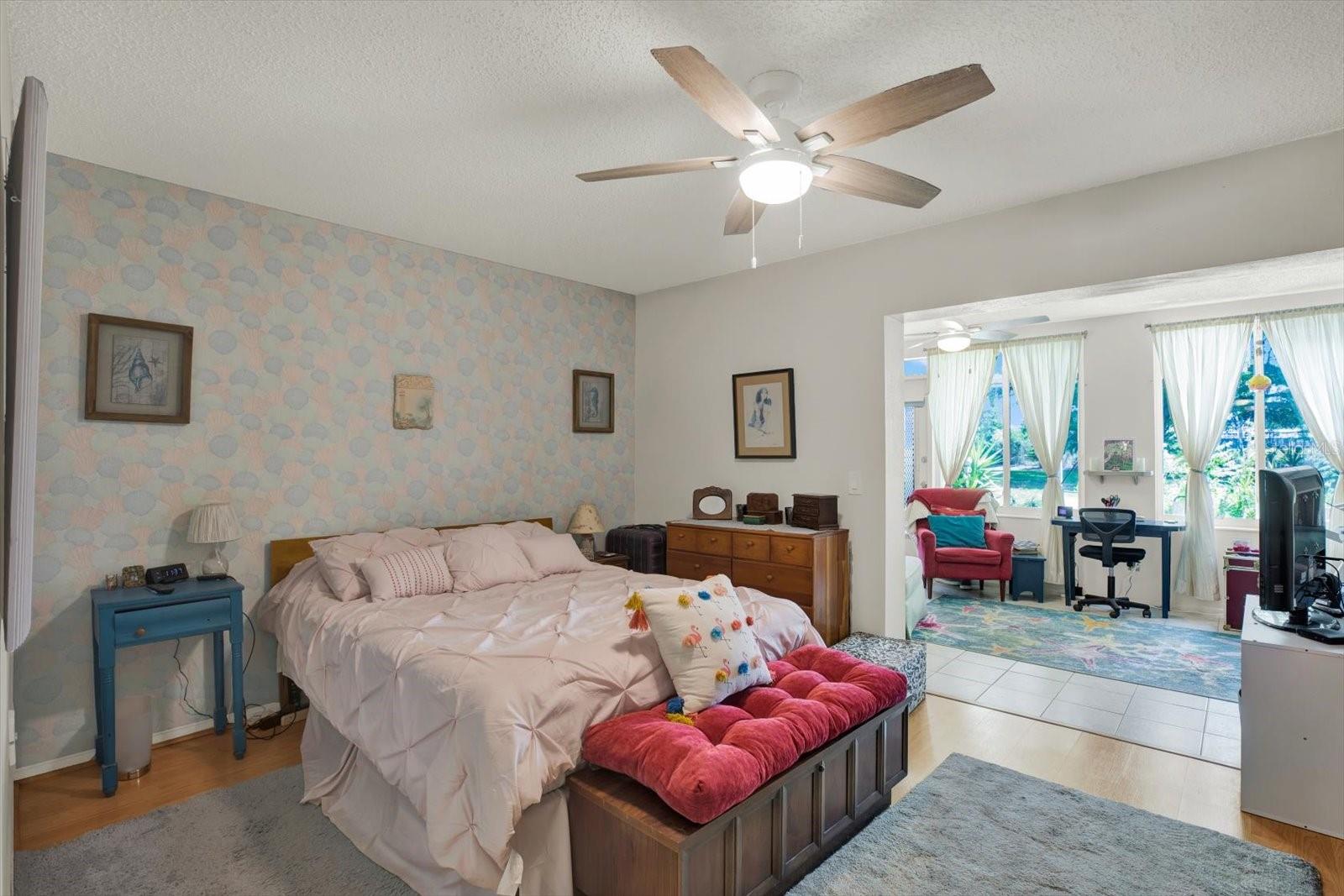 2458 COLUMBIA DR #24, CLEARWATER, FL, 33763