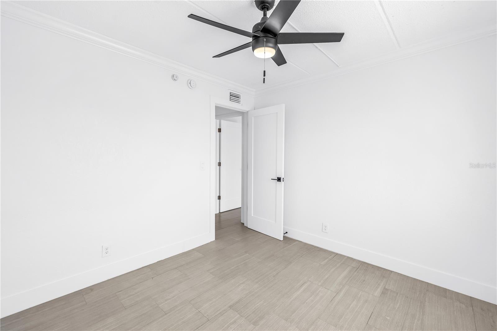 10375 PARADISE BLVD #51, TREASURE ISLAND, FL, 33706