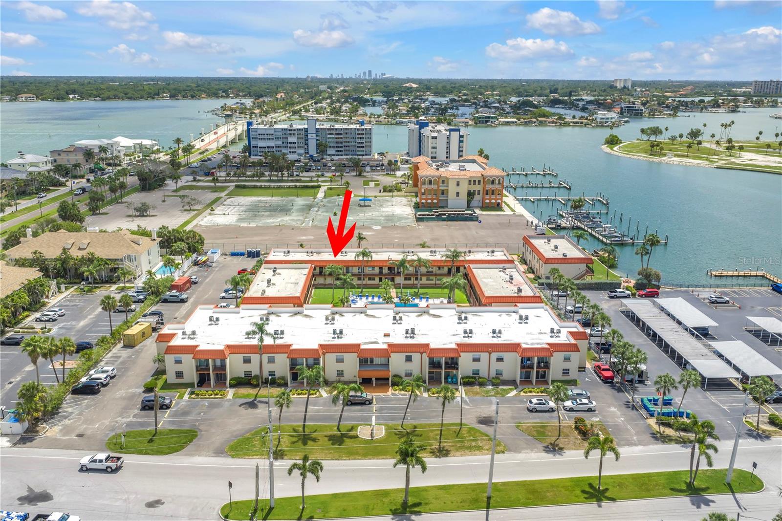10375 PARADISE BLVD #51, TREASURE ISLAND, FL, 33706