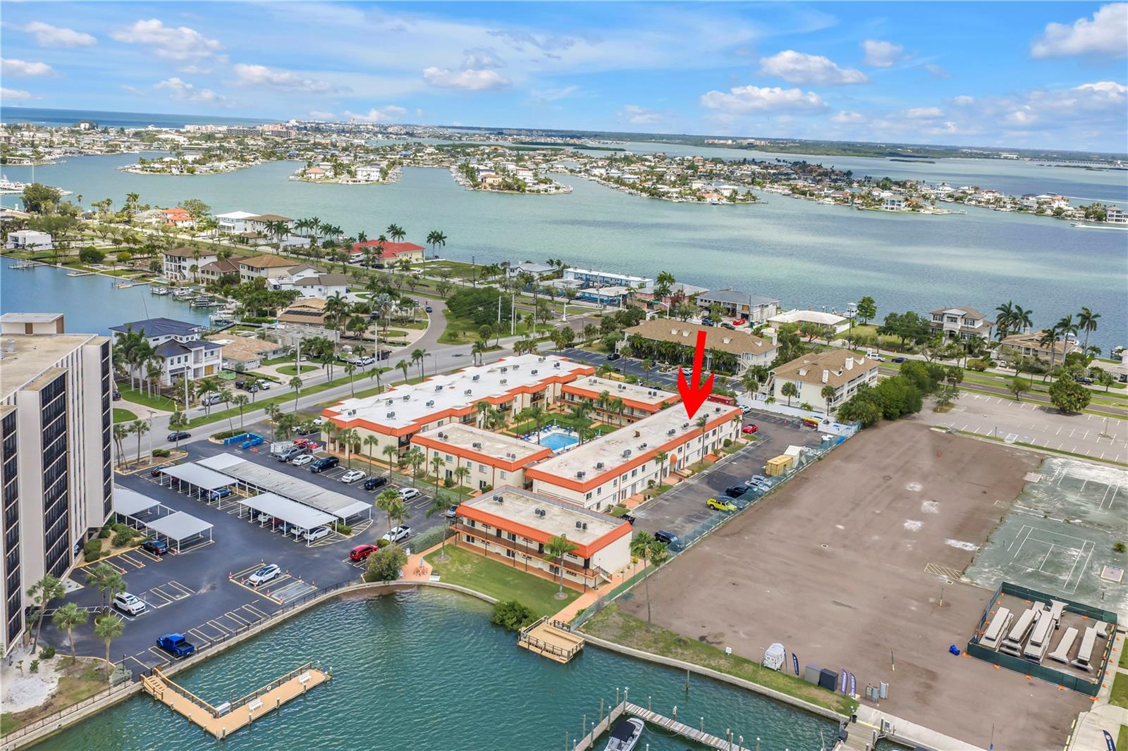 10375 PARADISE BLVD #51, TREASURE ISLAND, FL, 33706