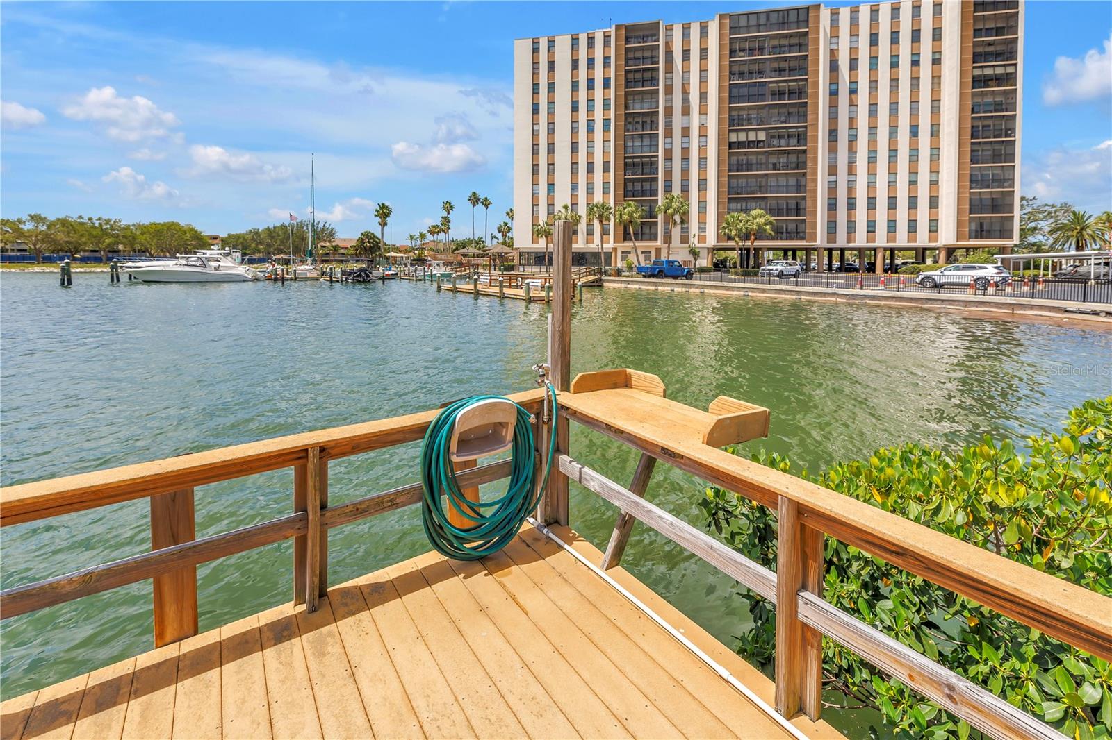 10375 PARADISE BLVD #51, TREASURE ISLAND, FL, 33706