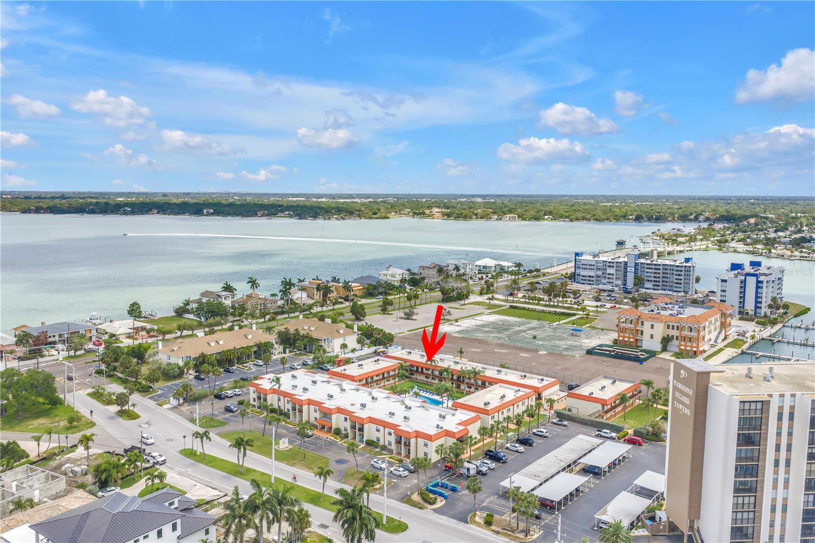 10375 PARADISE BLVD #51, TREASURE ISLAND, FL, 33706
