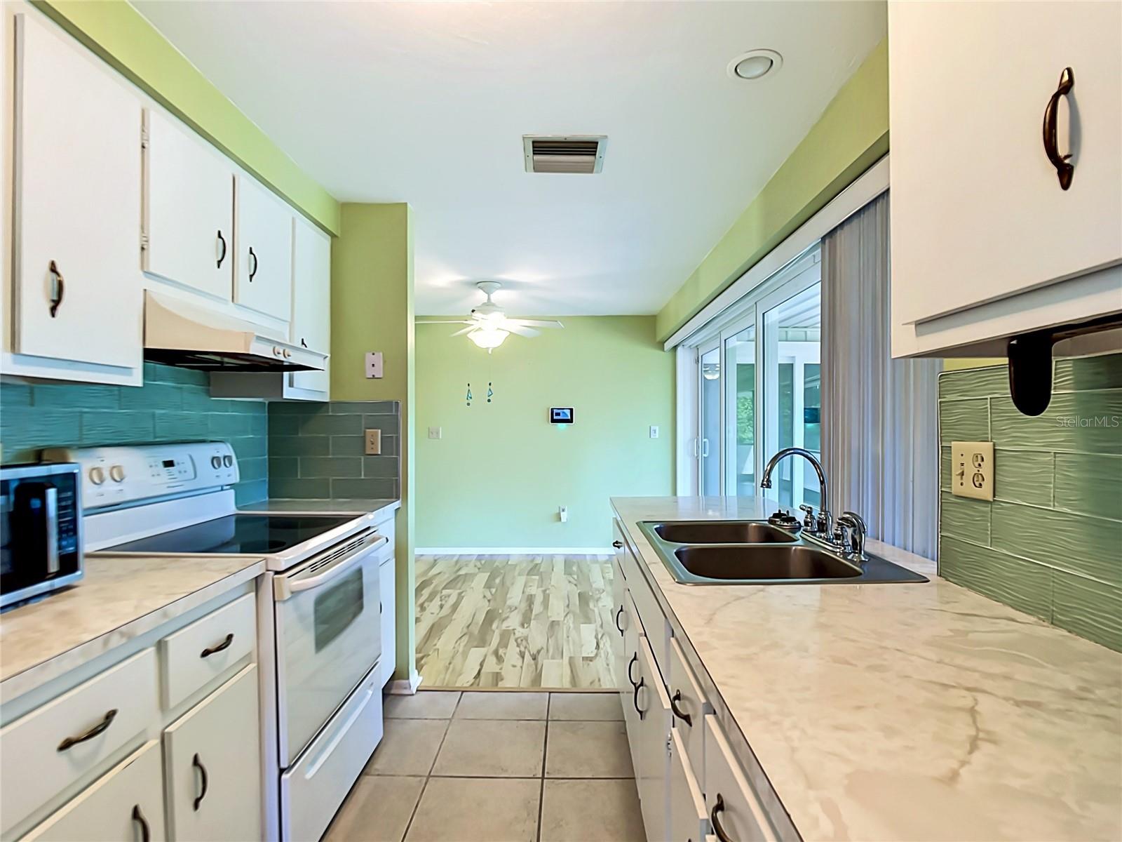 2538 AUBURN BLVD, PORT CHARLOTTE, FL, 33948