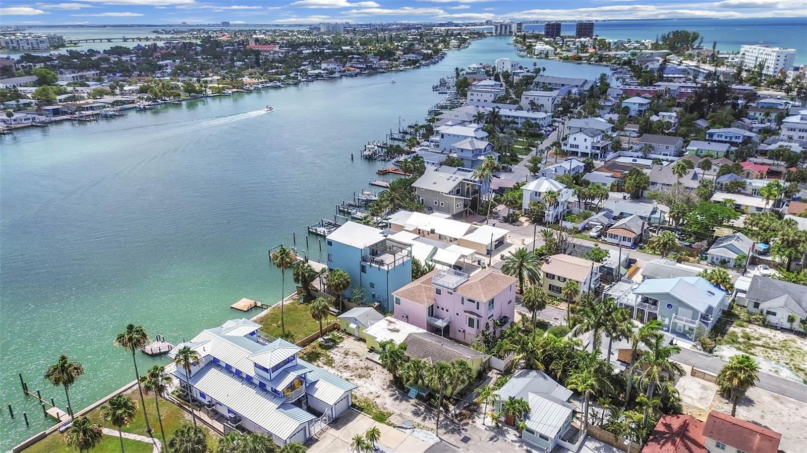 201 90TH AVE, TREASURE ISLAND, FL, 33706