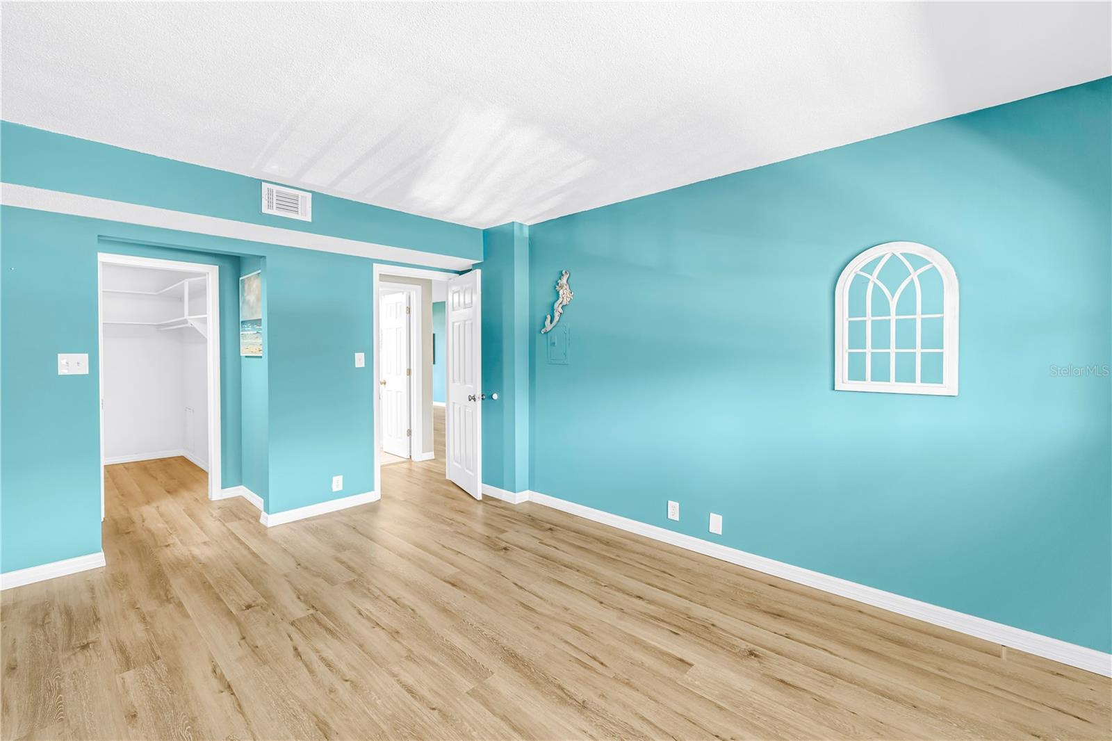 1868 SHORE DR S #212, SOUTH PASADENA, FL, 33707