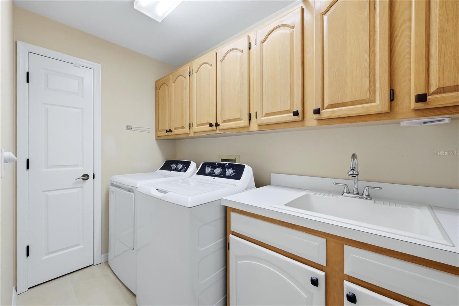 4734 E TRAILS DR, SARASOTA, FL, 34232