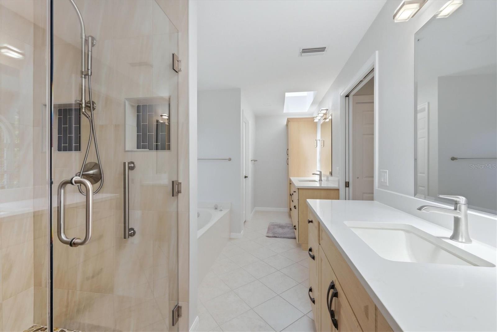 4734 E TRAILS DR, SARASOTA, FL, 34232