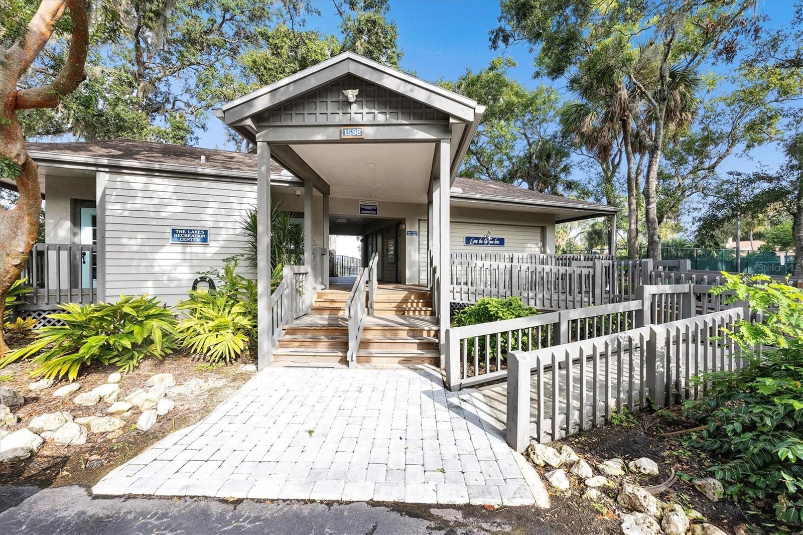 4734 E TRAILS DR, SARASOTA, FL, 34232