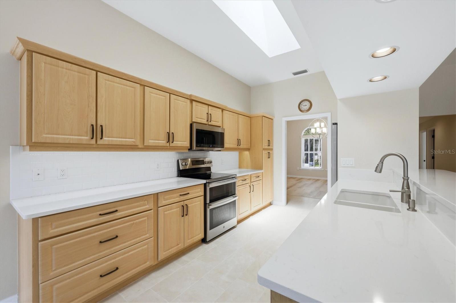 4734 E TRAILS DR, SARASOTA, FL, 34232