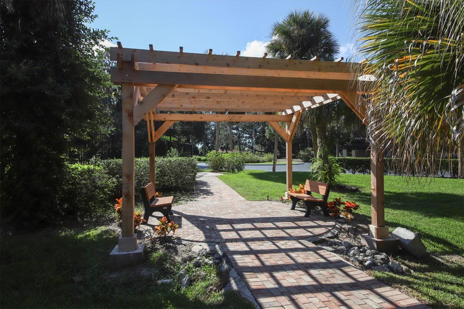 4734 E TRAILS DR, SARASOTA, FL, 34232