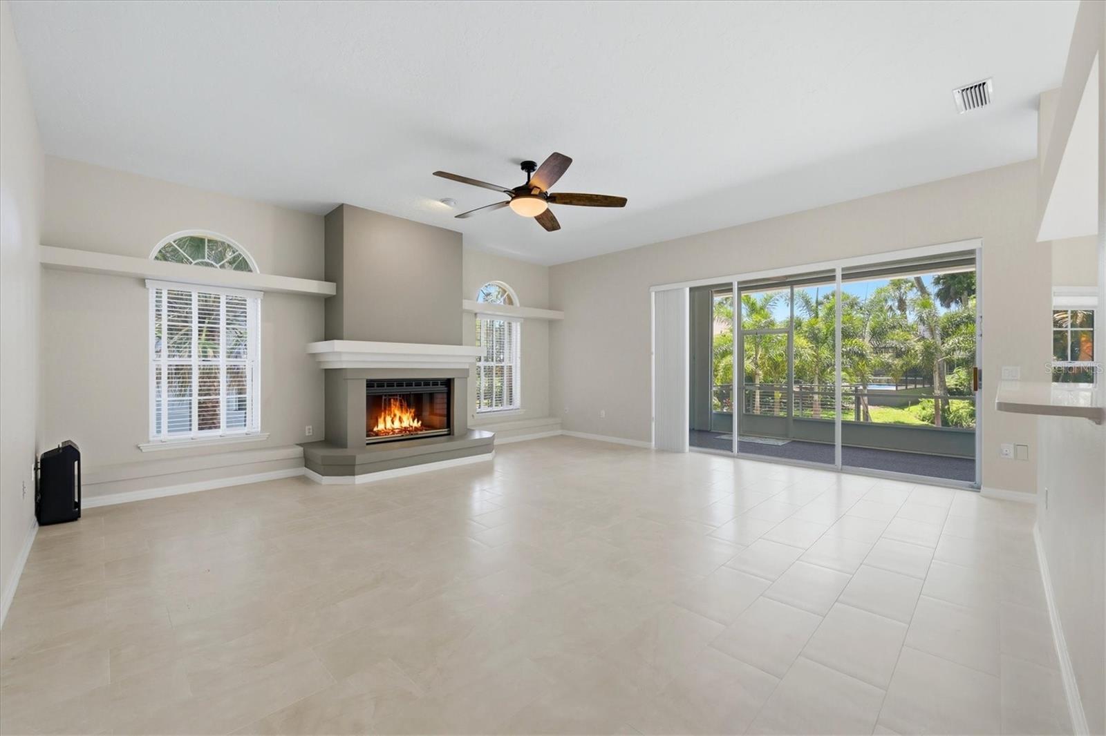 4734 E TRAILS DR, SARASOTA, FL, 34232