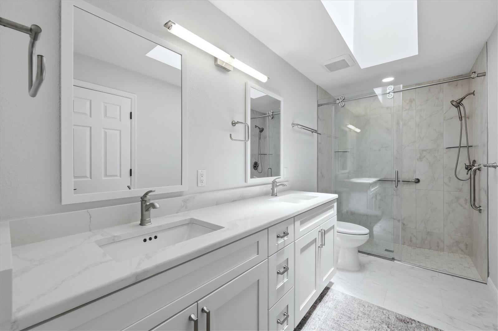 4734 E TRAILS DR, SARASOTA, FL, 34232