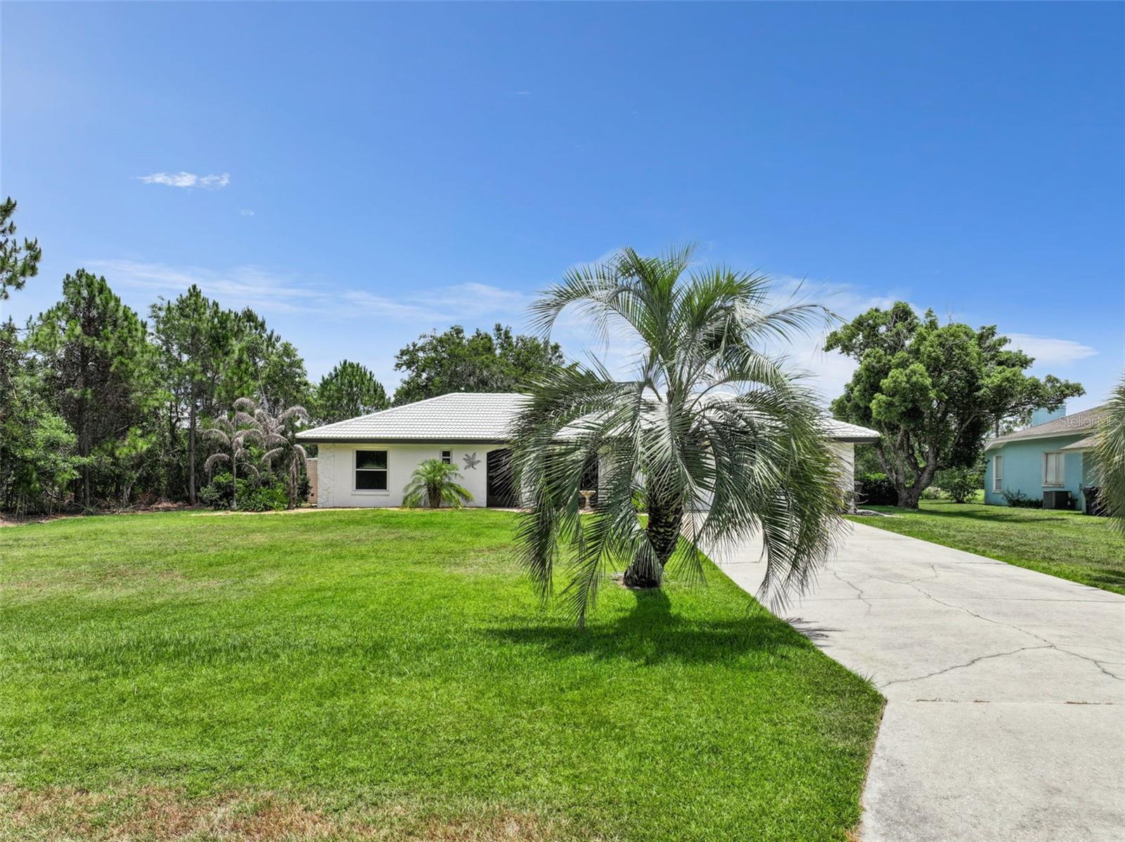 7651 LIMONIA DR, INDIAN LAKE ESTATES, FL, 33855