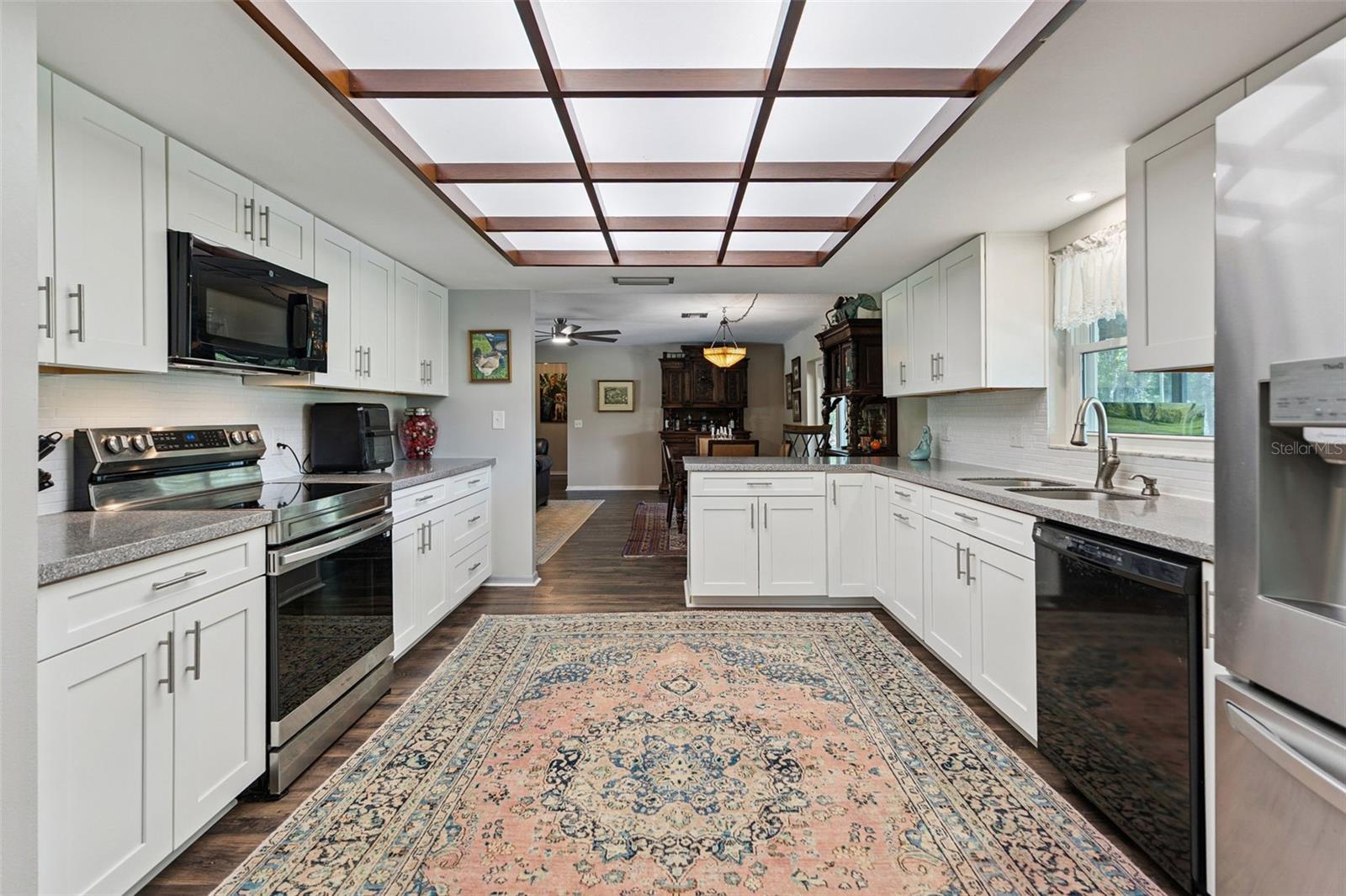 7651 LIMONIA DR, INDIAN LAKE ESTATES, FL, 33855