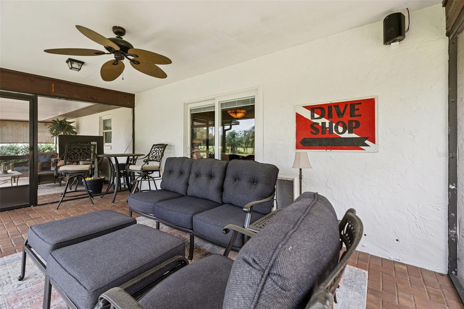 7651 LIMONIA DR, INDIAN LAKE ESTATES, FL, 33855