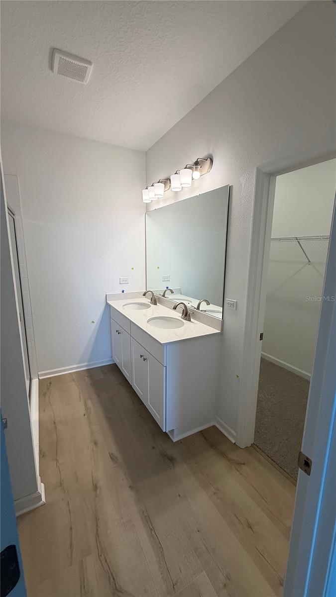 6205 SANDERS GROVE CIR, OKAHUMPKA, FL, 34762