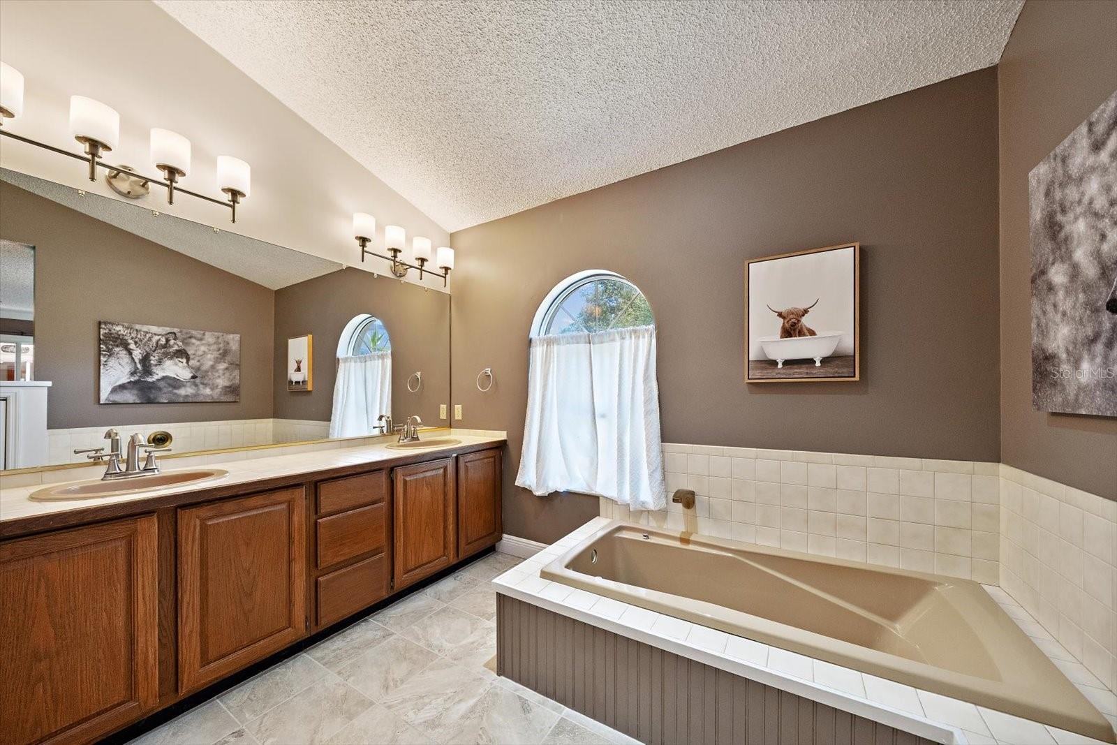 4732 MEADOWVIEW CIR, SARASOTA, FL, 34233