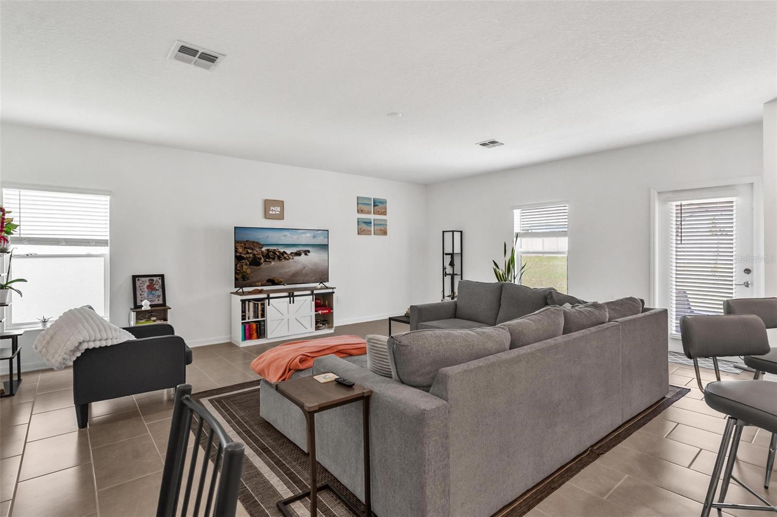 26143 FEATHERGRASS CIR, LEESBURG, FL, 34748