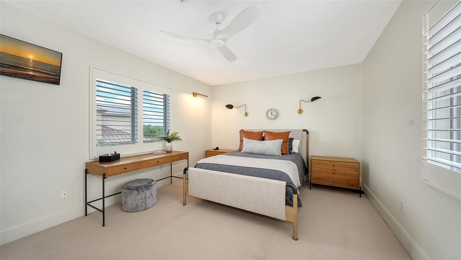 1023 TOCOBAGA LN, SARASOTA, FL, 34236