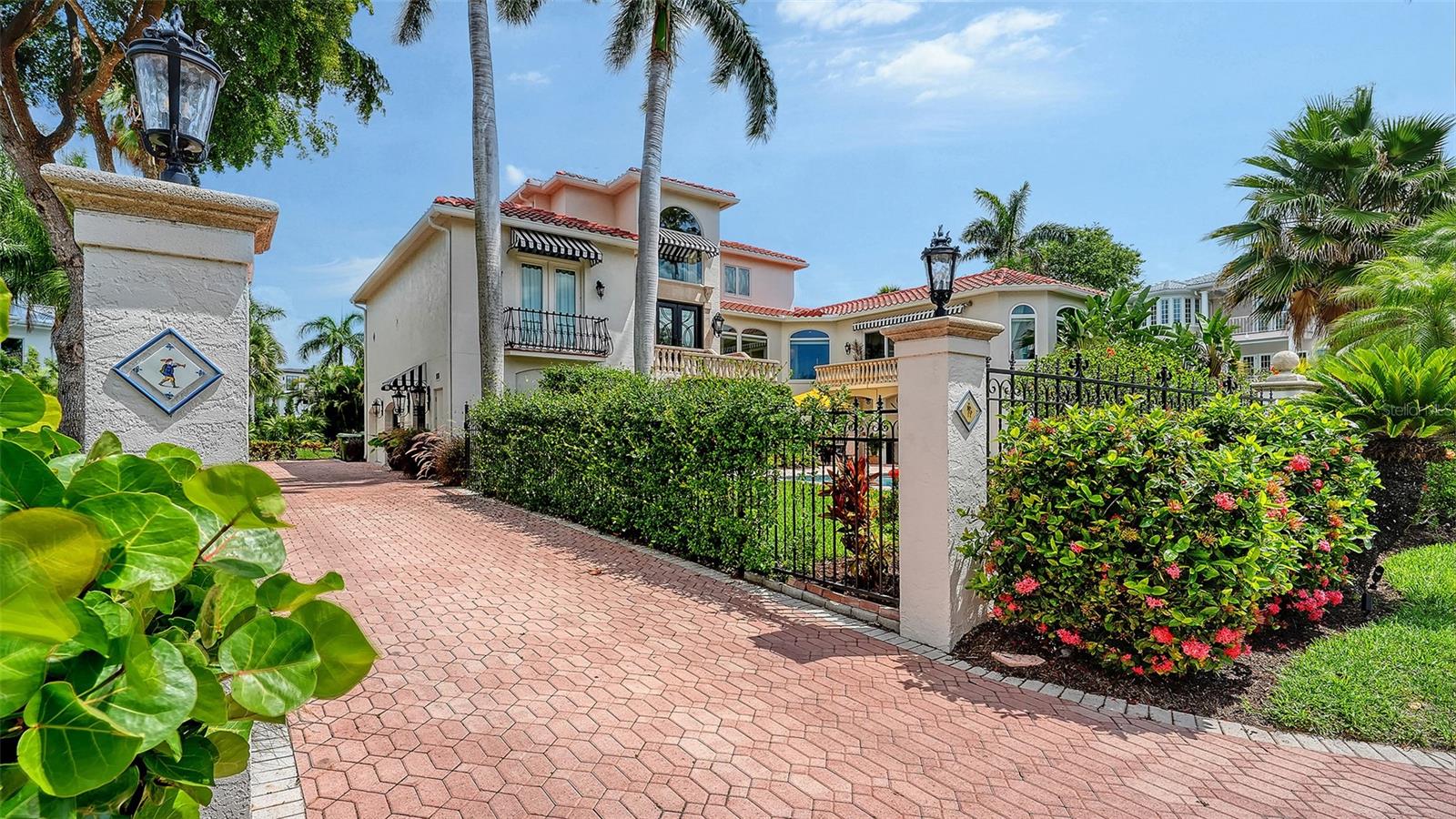 1023 TOCOBAGA LN, SARASOTA, FL, 34236
