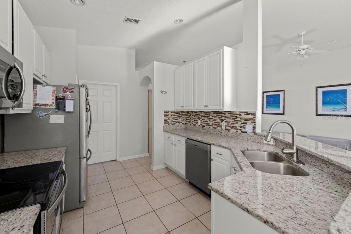 3181 STONEHURST CIR, KISSIMMEE, FL, 34741