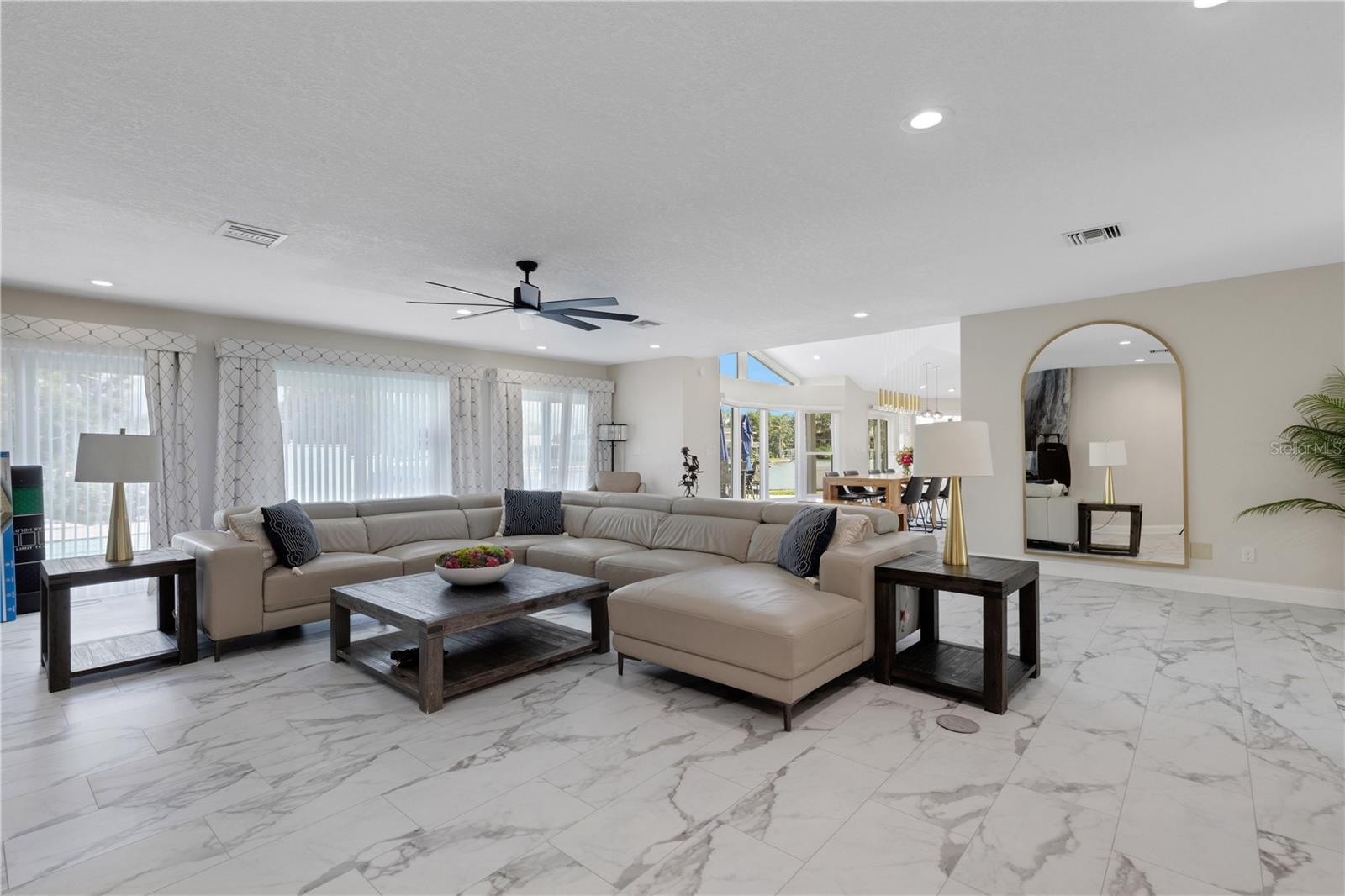 4124 HARBOR CIR S, LARGO, FL, 33770