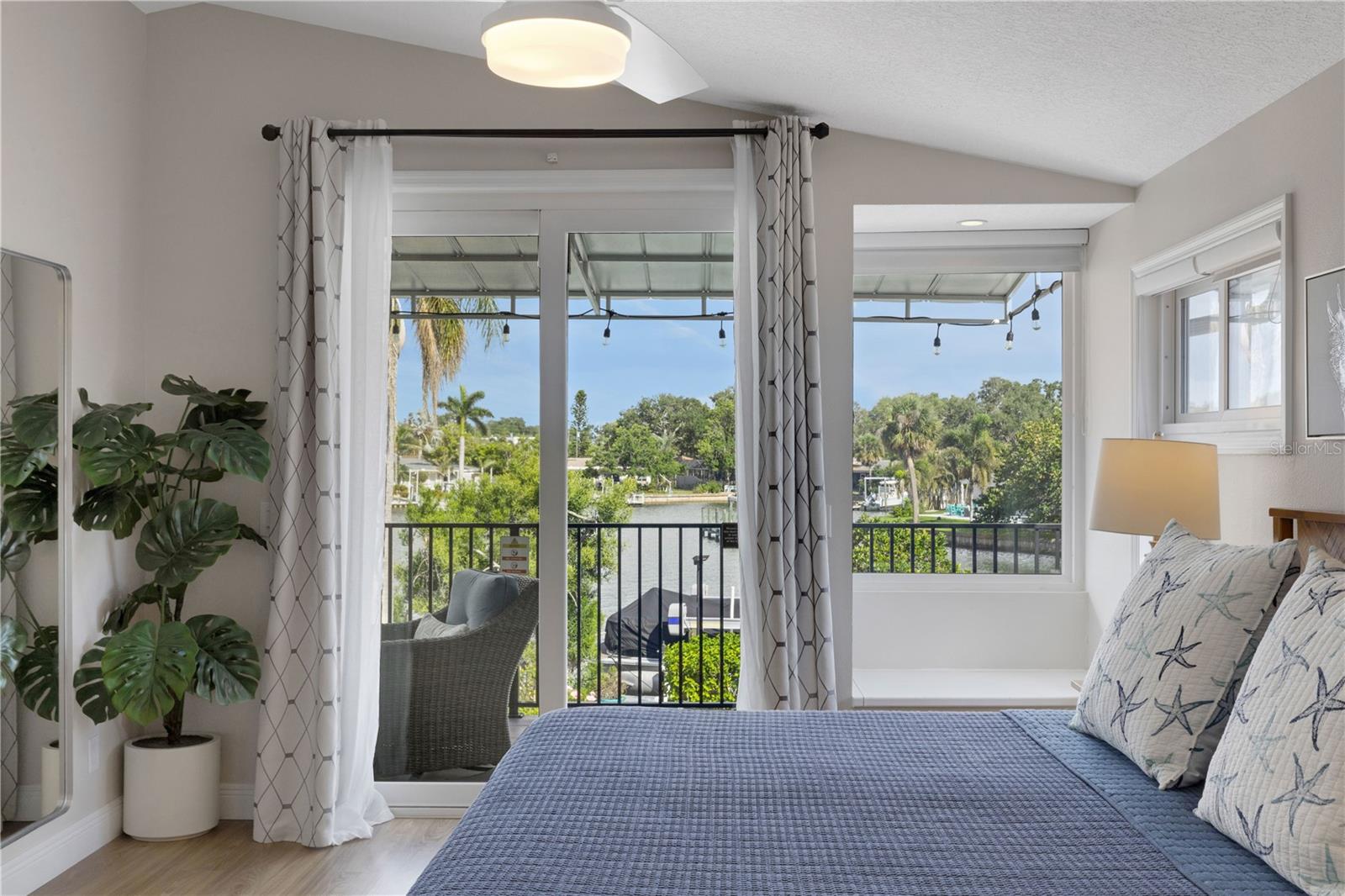 4124 HARBOR CIR S, LARGO, FL, 33770